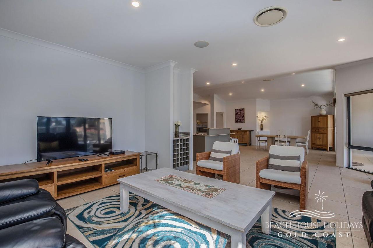 Maureen Waterfront Beach House Villa Broadbeach Waters Dış mekan fotoğraf